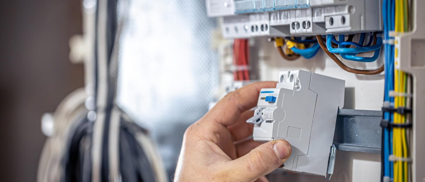 electrician profesionist