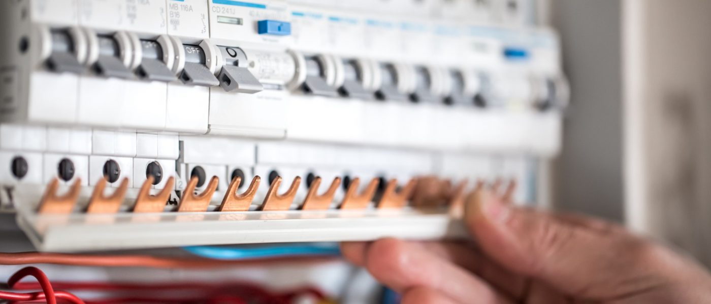 schimbare instalatie electrica